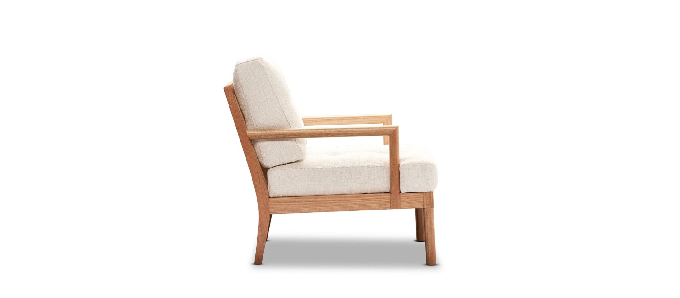 Arthur G Yvan Chair 2880 2560x1124