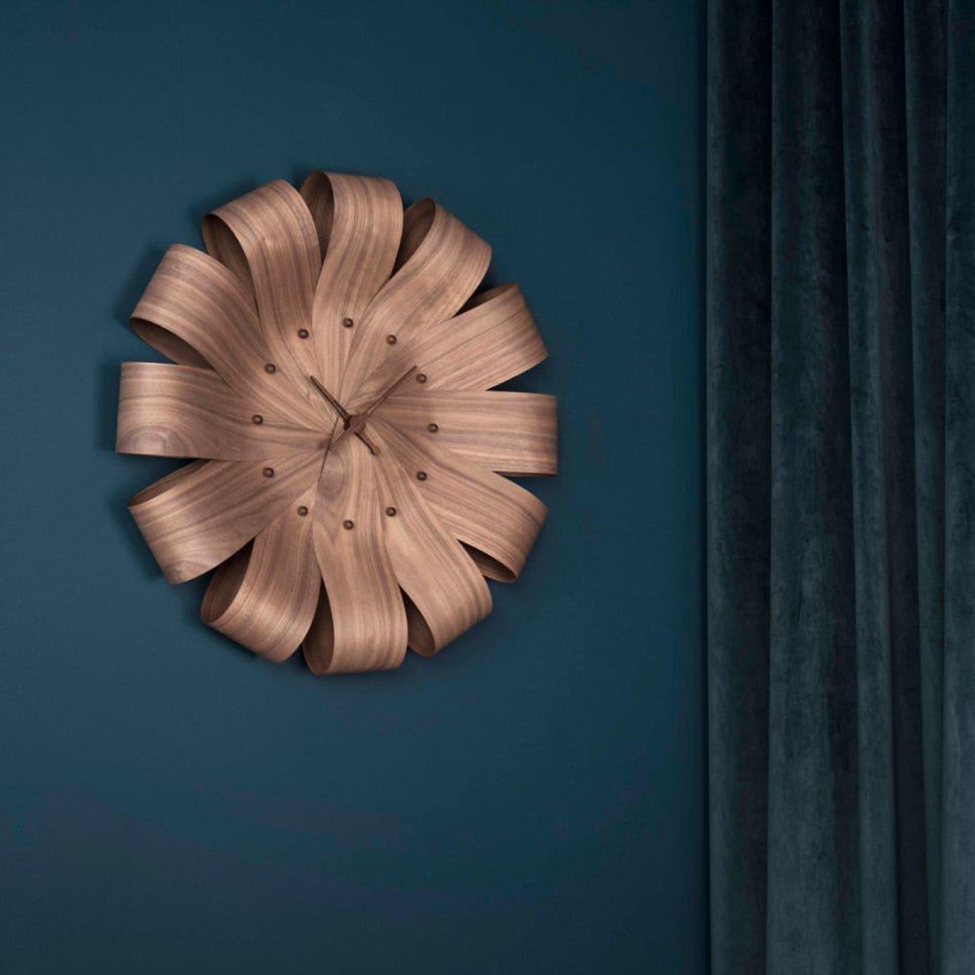 Nomon ciclo walnut wall clock brass g2 v1699194523