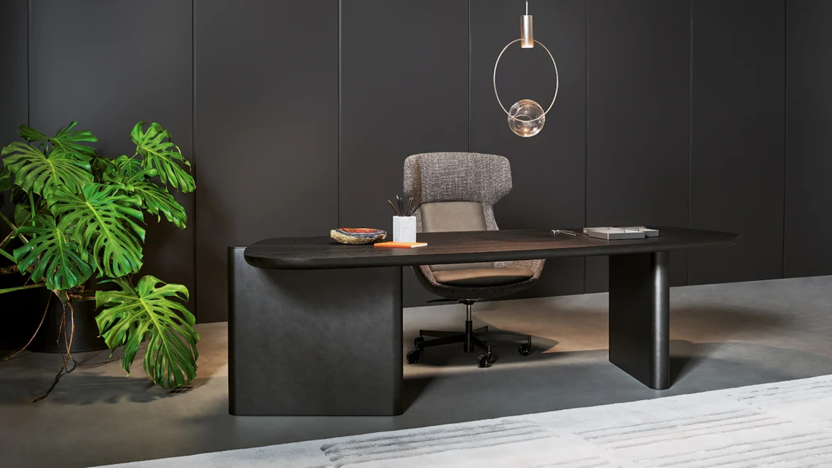 Bonaldo executive flatiron main slider 01