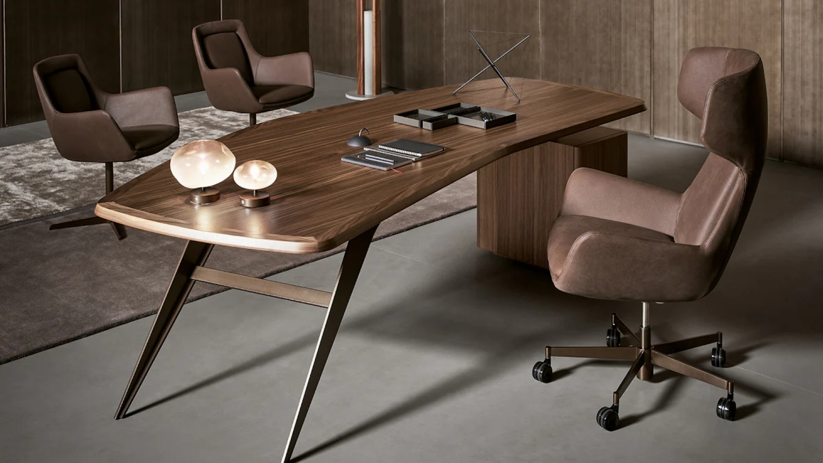 Bonaldo executive newton low main slider 01