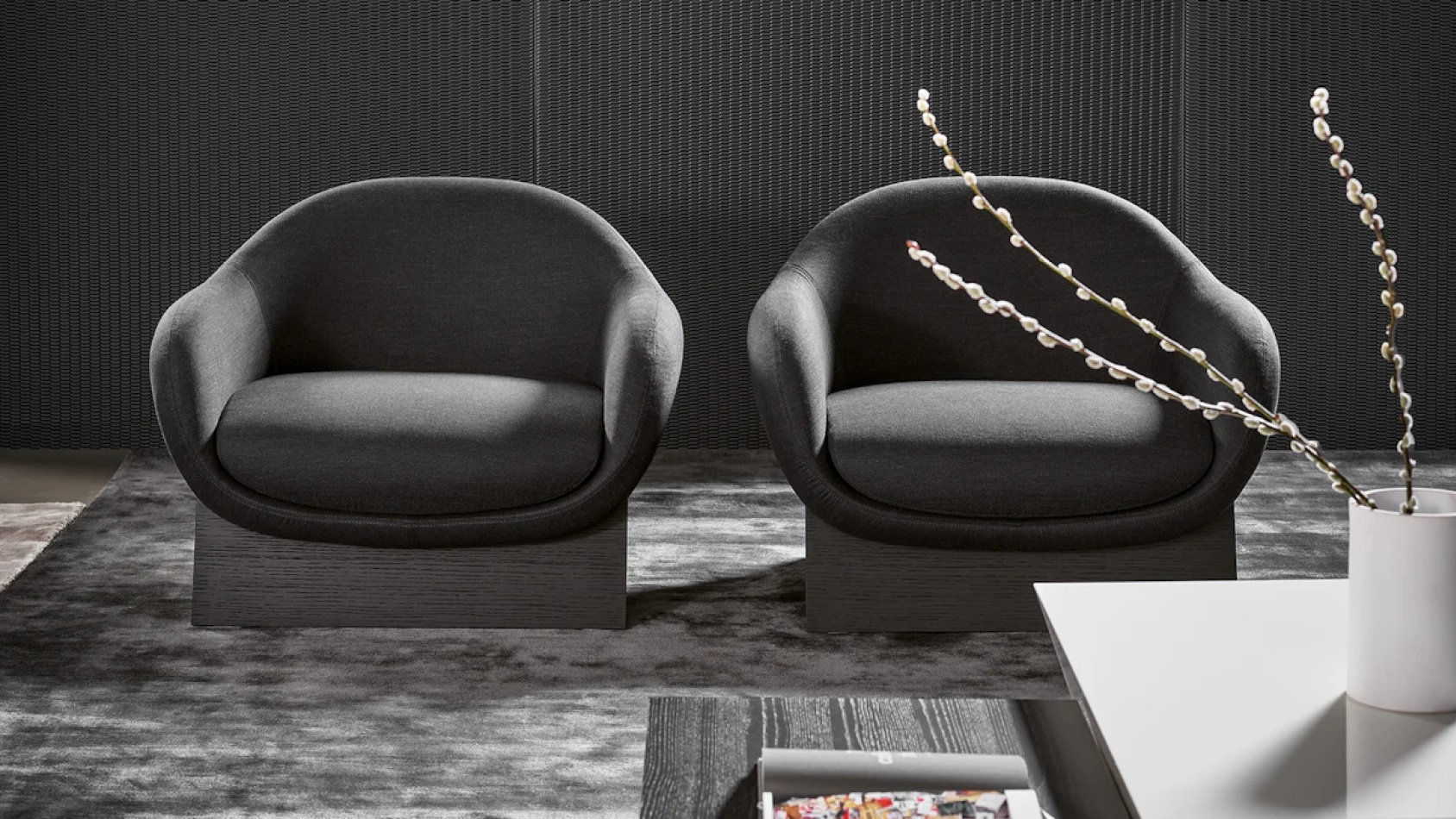 Bonaldo poltrone boolean armchair main slider 04