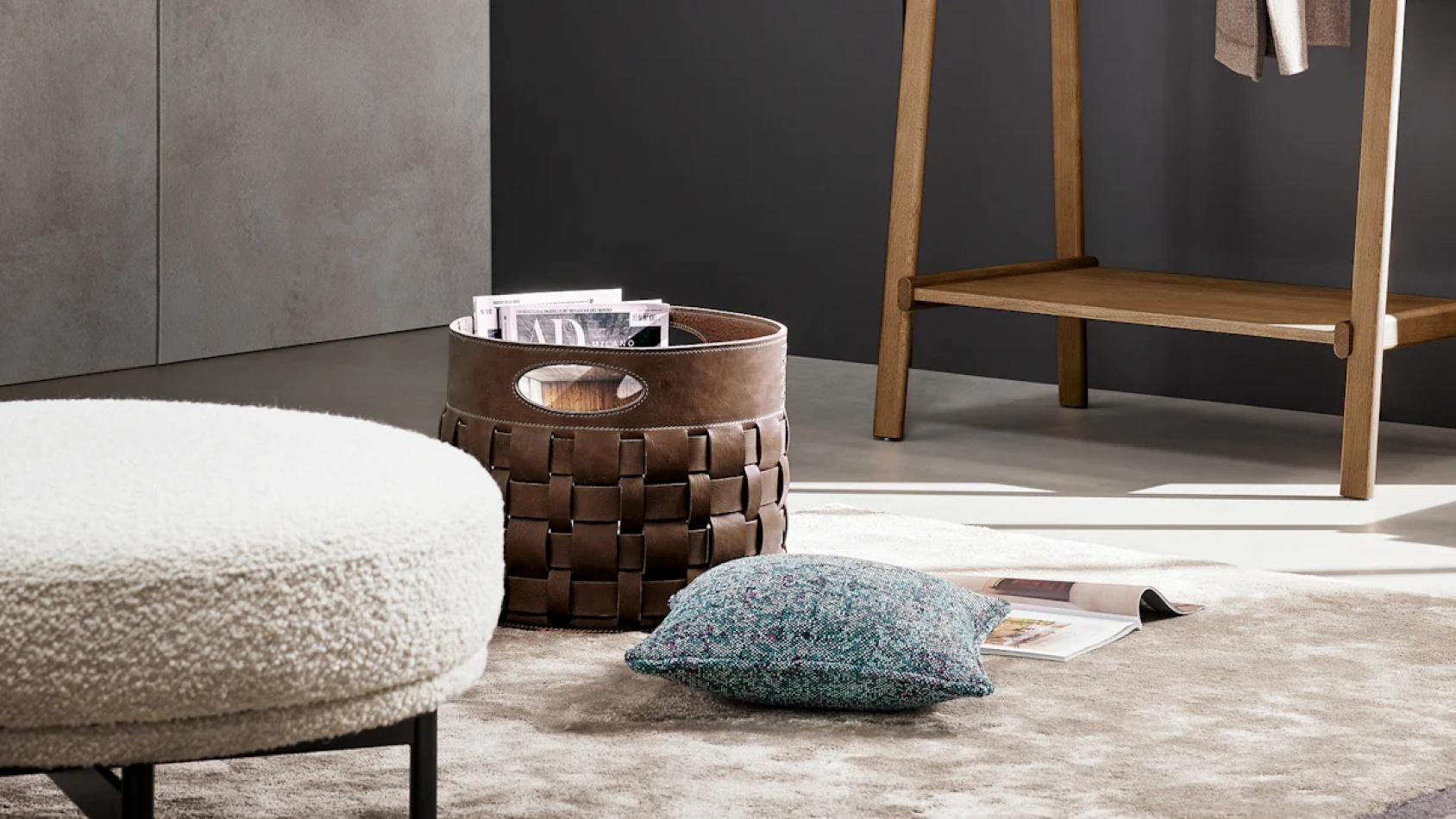 Bonaldo complementi roger main slider 02