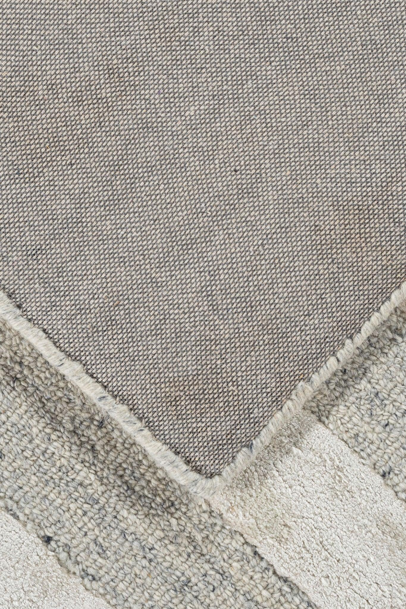 File 44e81bd2 be6b 482c 9672 662216f0f292 v1717884410