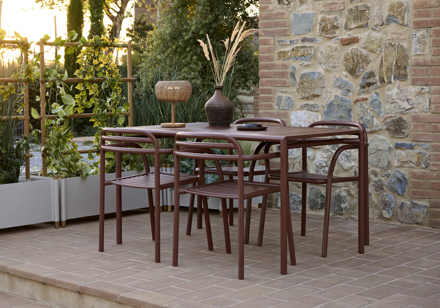 Cane line bliss outdoor dining table bliss dining chairs desert red