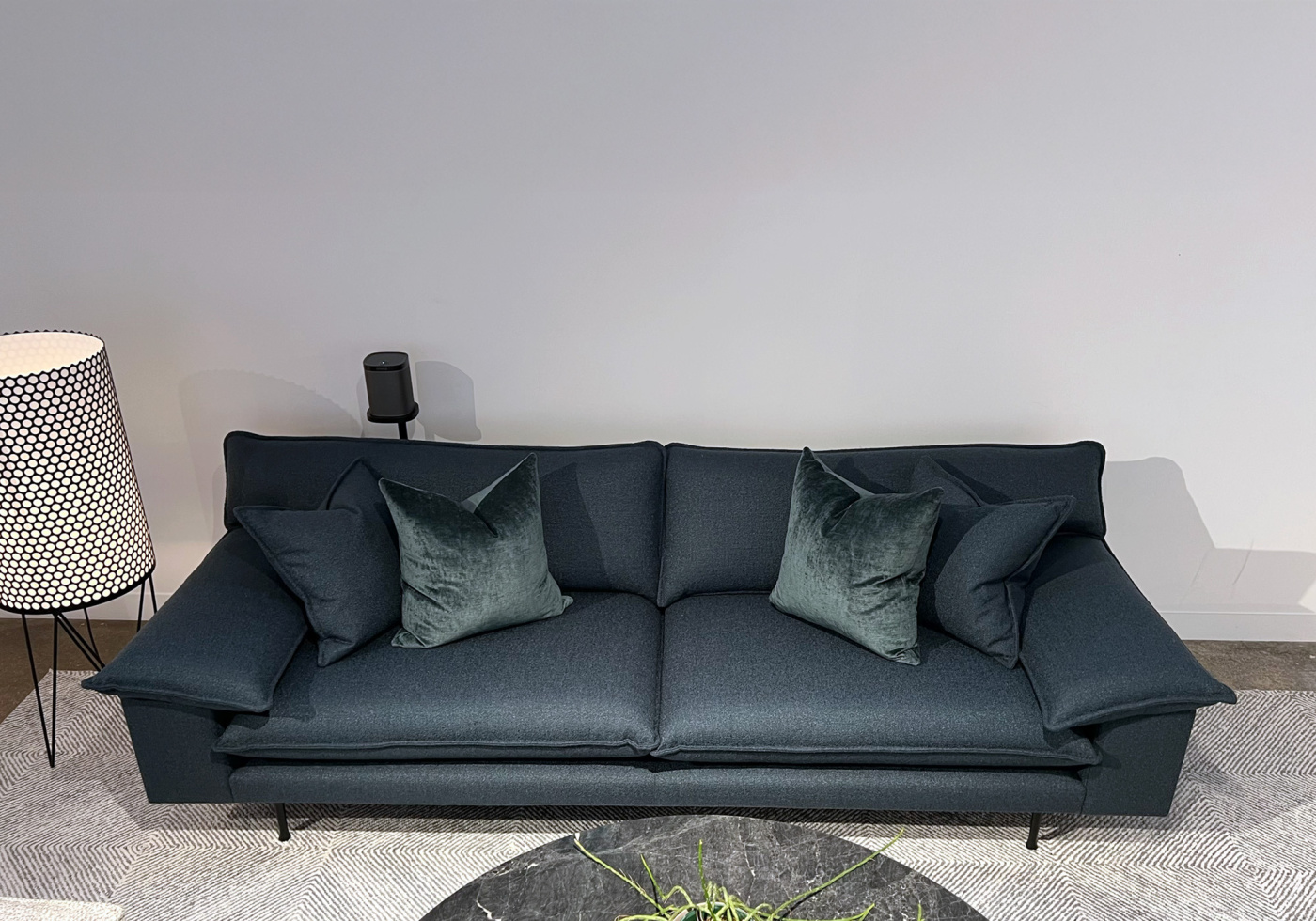 1 capri sofa arthurg