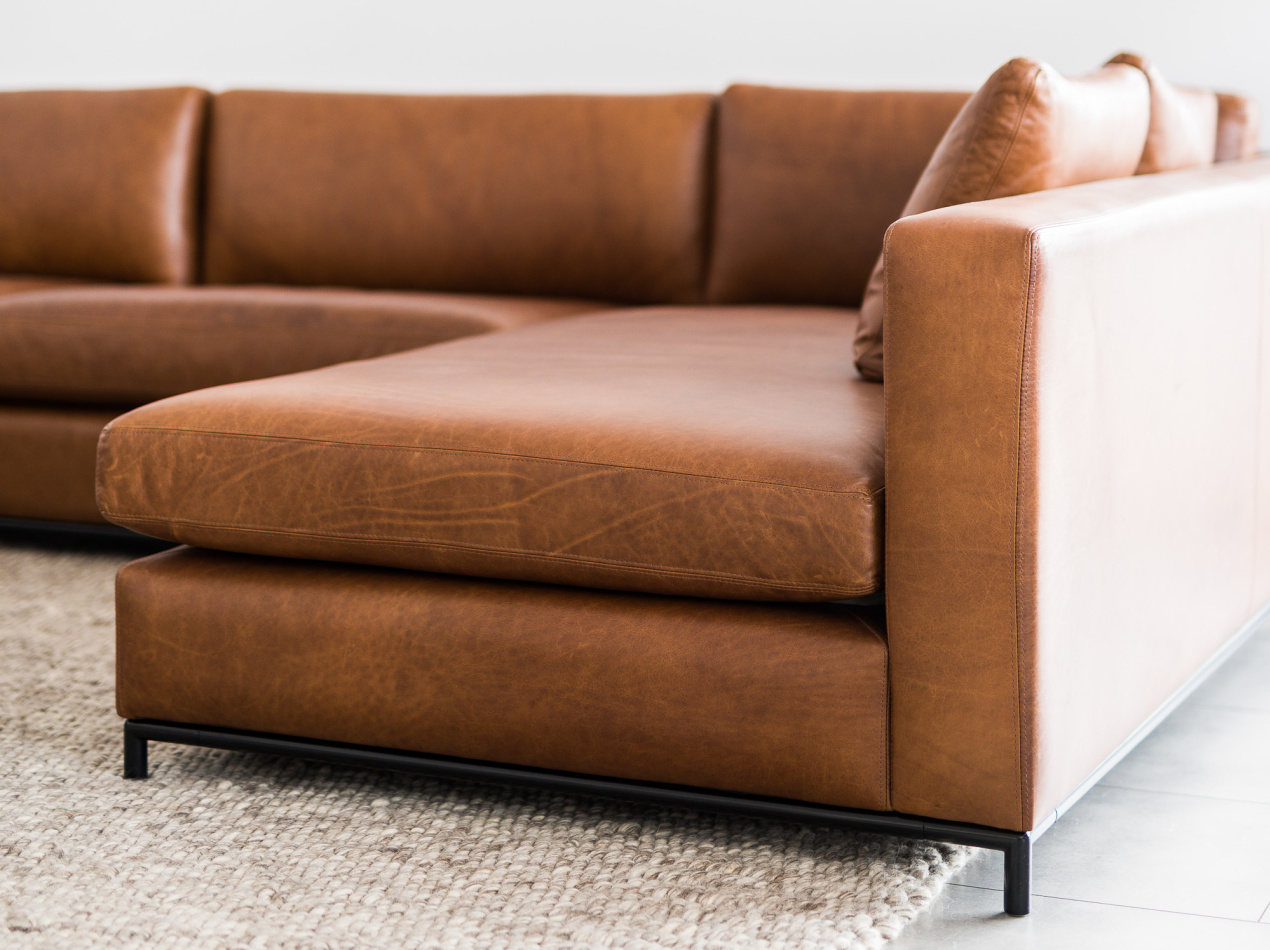 Arthur G Aria Chaise Gull 2880