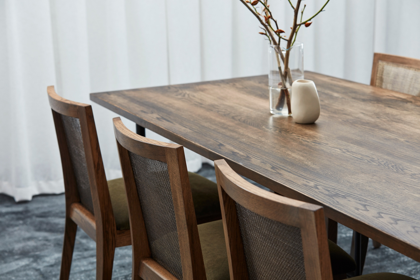 Arthur G Pip Chair George Table 2880