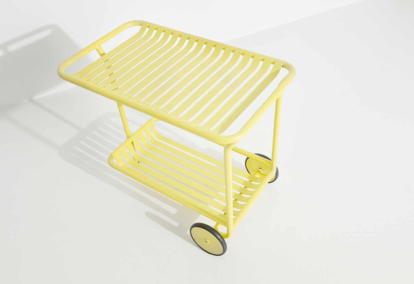 M0742315 week end stool jade green PF lifestyle HD