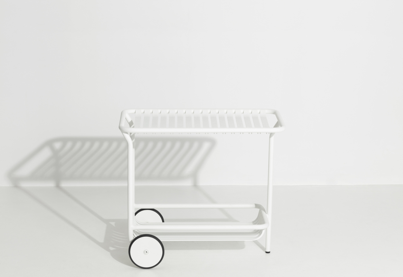 M0742315 week end stool jade green PF lifestyle HD