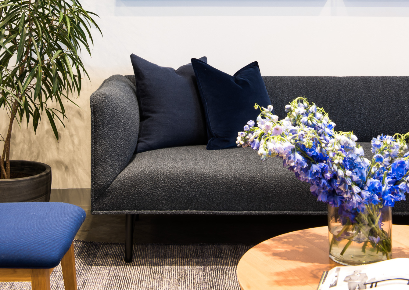 Arthur G Roxy Sofa Cocoon 2880