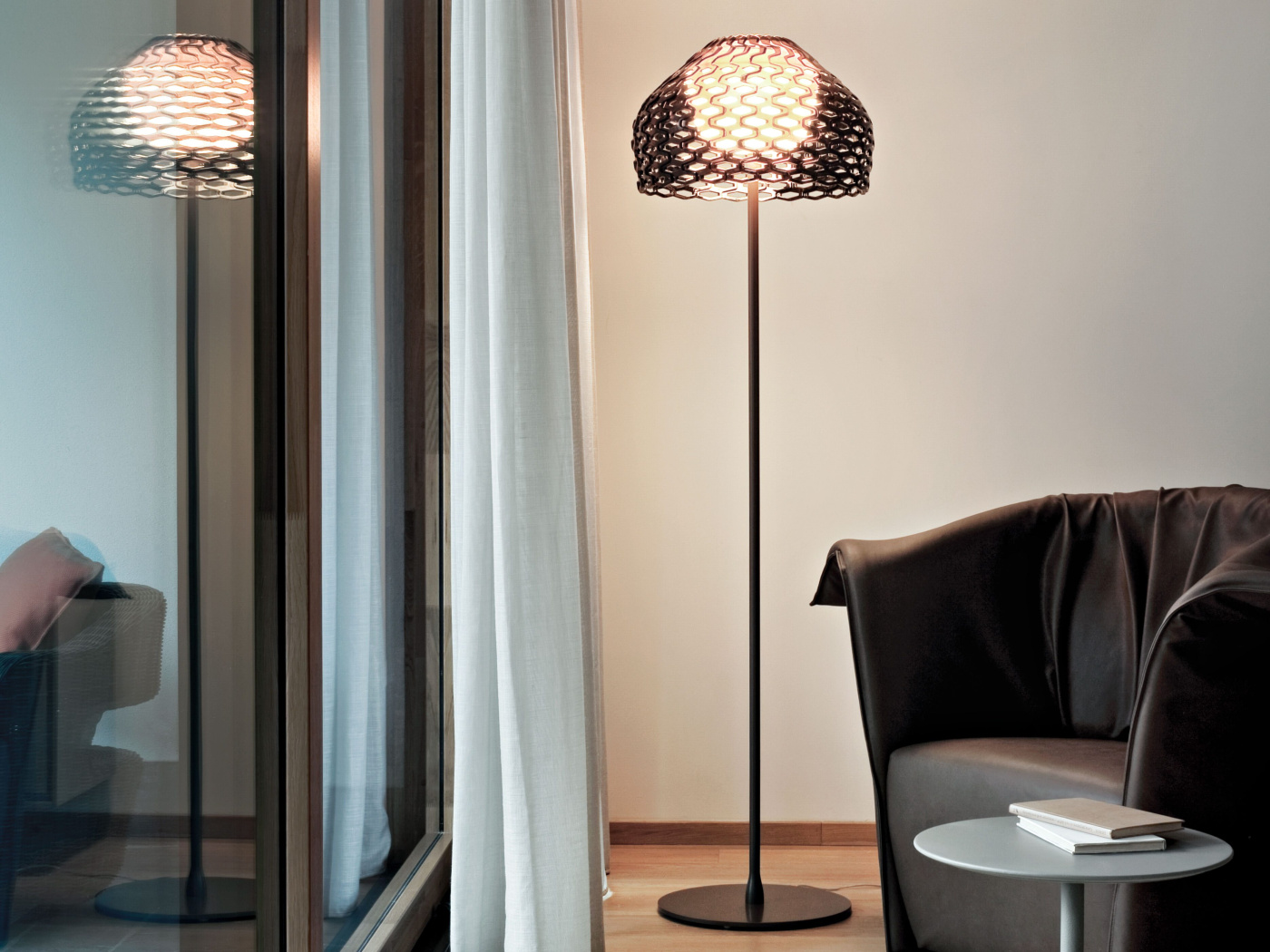 Tatou f ochre grey floor urquiola flos 01