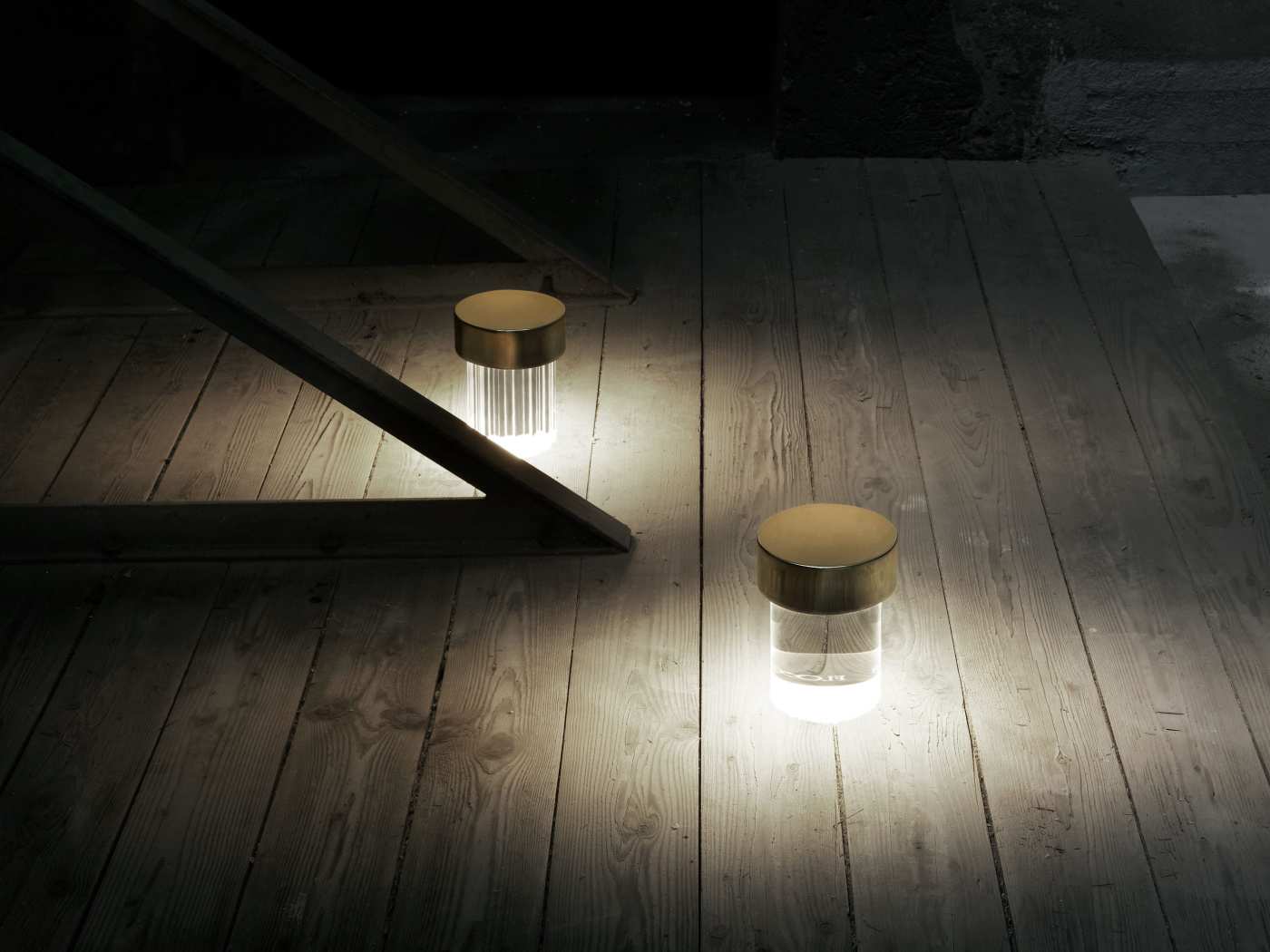 Last order clear polished brass table anastassiades flos 02