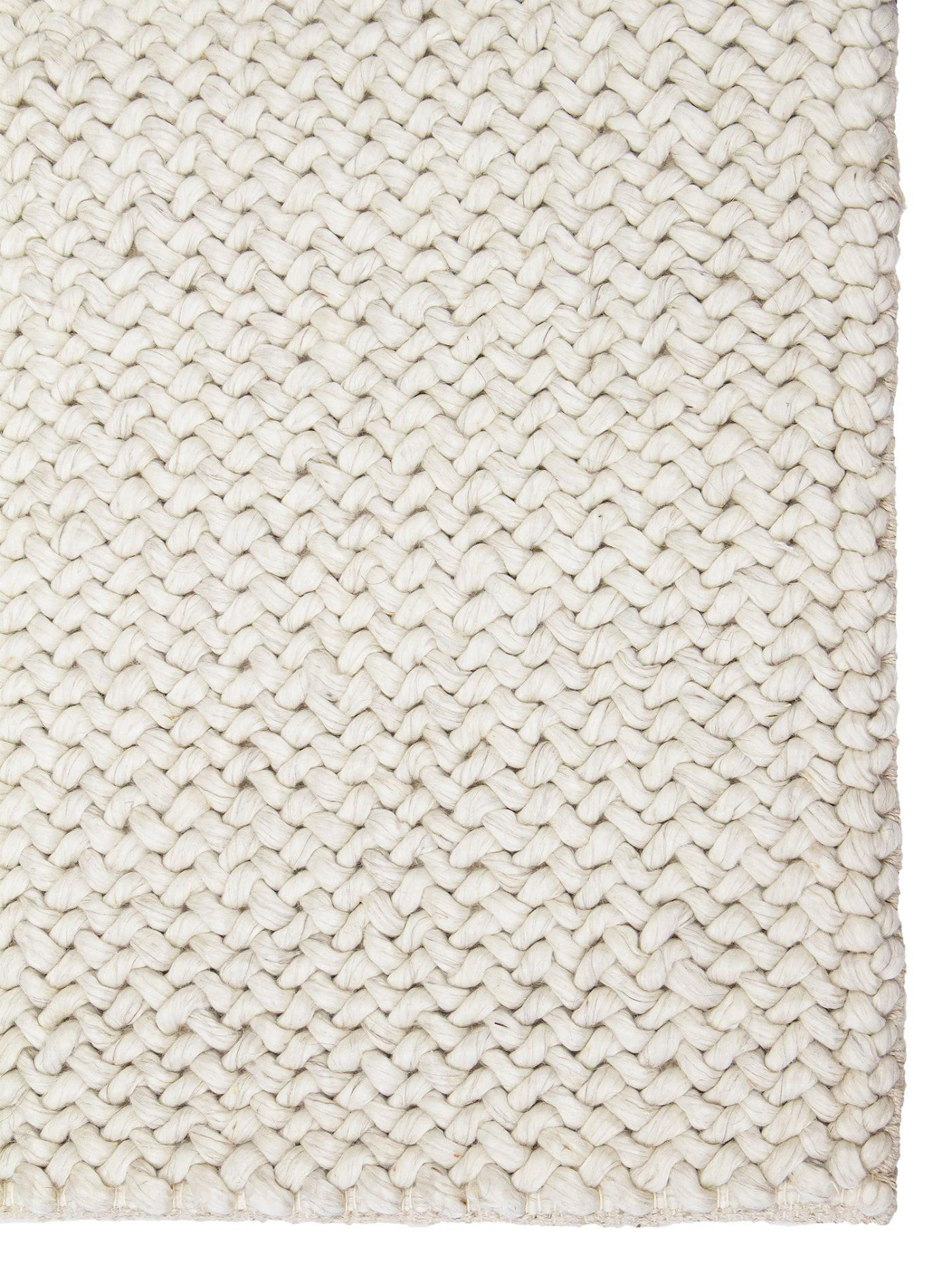 R roman ivory 038c4348 a5e0 42ca 8ad0 b69dad3e10a1 v1583471299