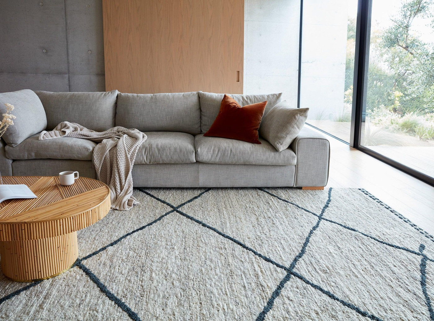 Ridge neopolitan rug tribe home 01 v1594822738