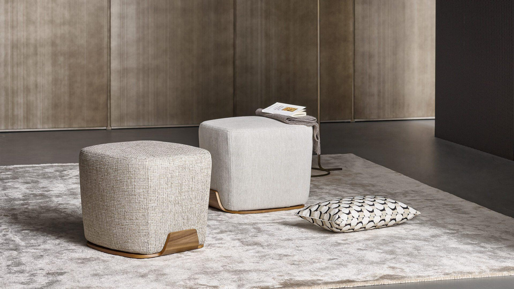 Bonaldo pouf olos pouf main slider 01 1920x1080