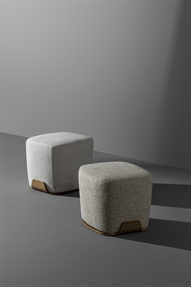 Bonaldo pouf olos pouf main slider 01 1920x1080