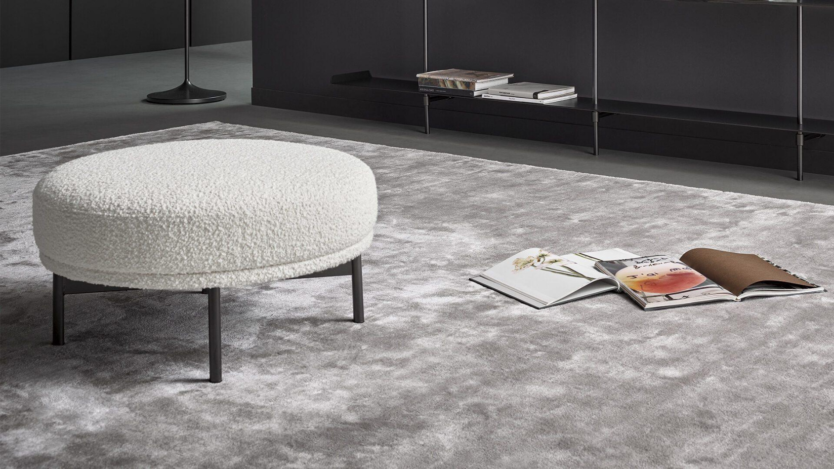 Bonaldo pouf neuilly pouf main slider 03 1920x1080