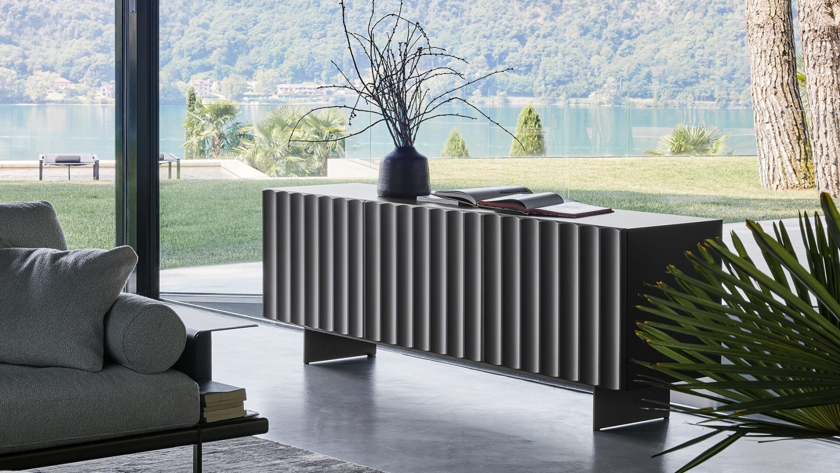 Bonaldo credenze dorian main slider 01 1920x1080