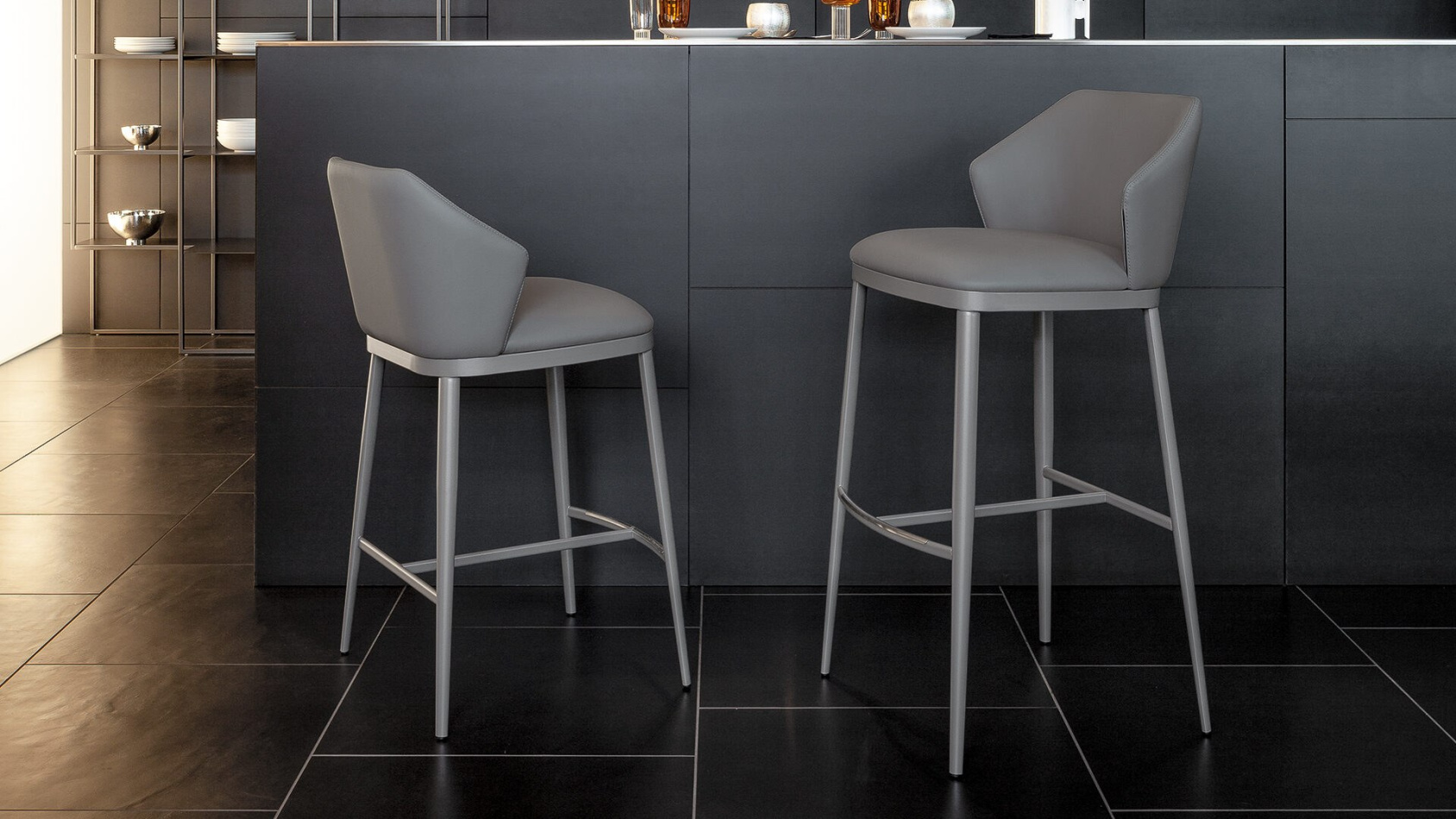 Bonaldo sedia mida too main slider 01 1920x1080