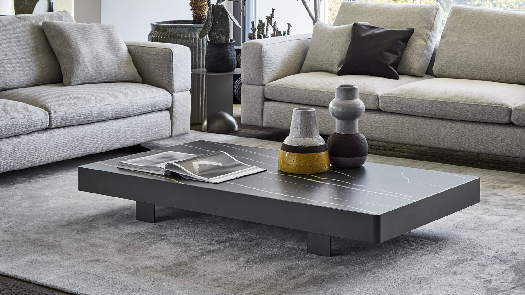 Bonaldo tavolini jazz main slider 01 1920x1080