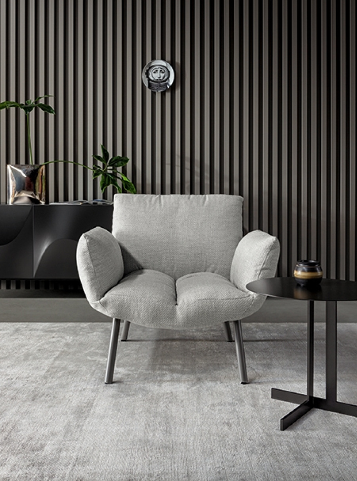 Bonaldo poltrone pil armchair main slider 2 1920x1080