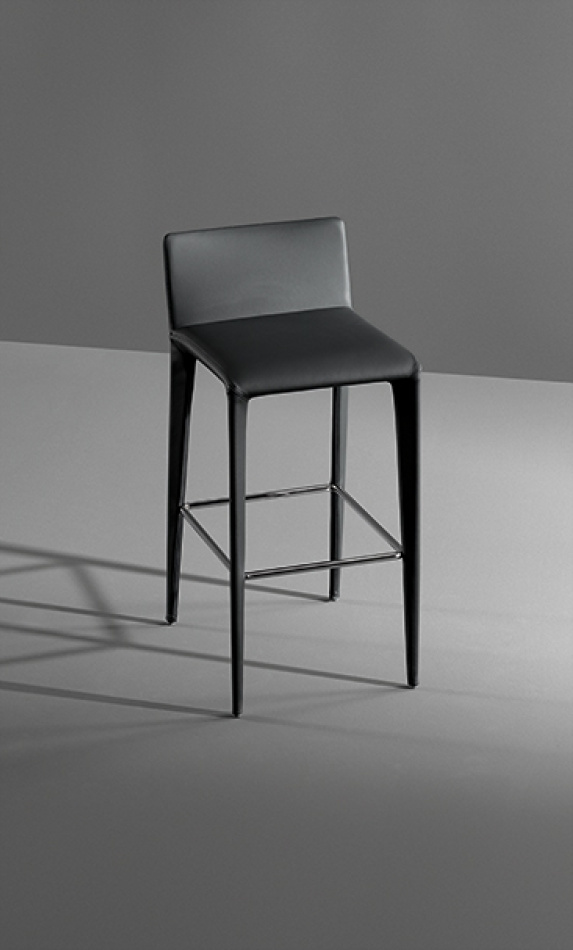 Bonaldo sedie filly too main slider 01 1920x1080