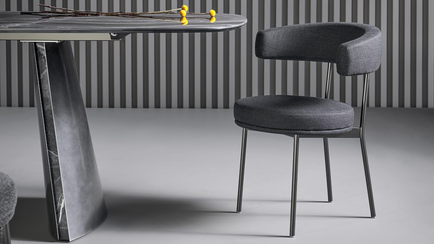 Bonaldo sedie neuilly main slider 02 1920x1080