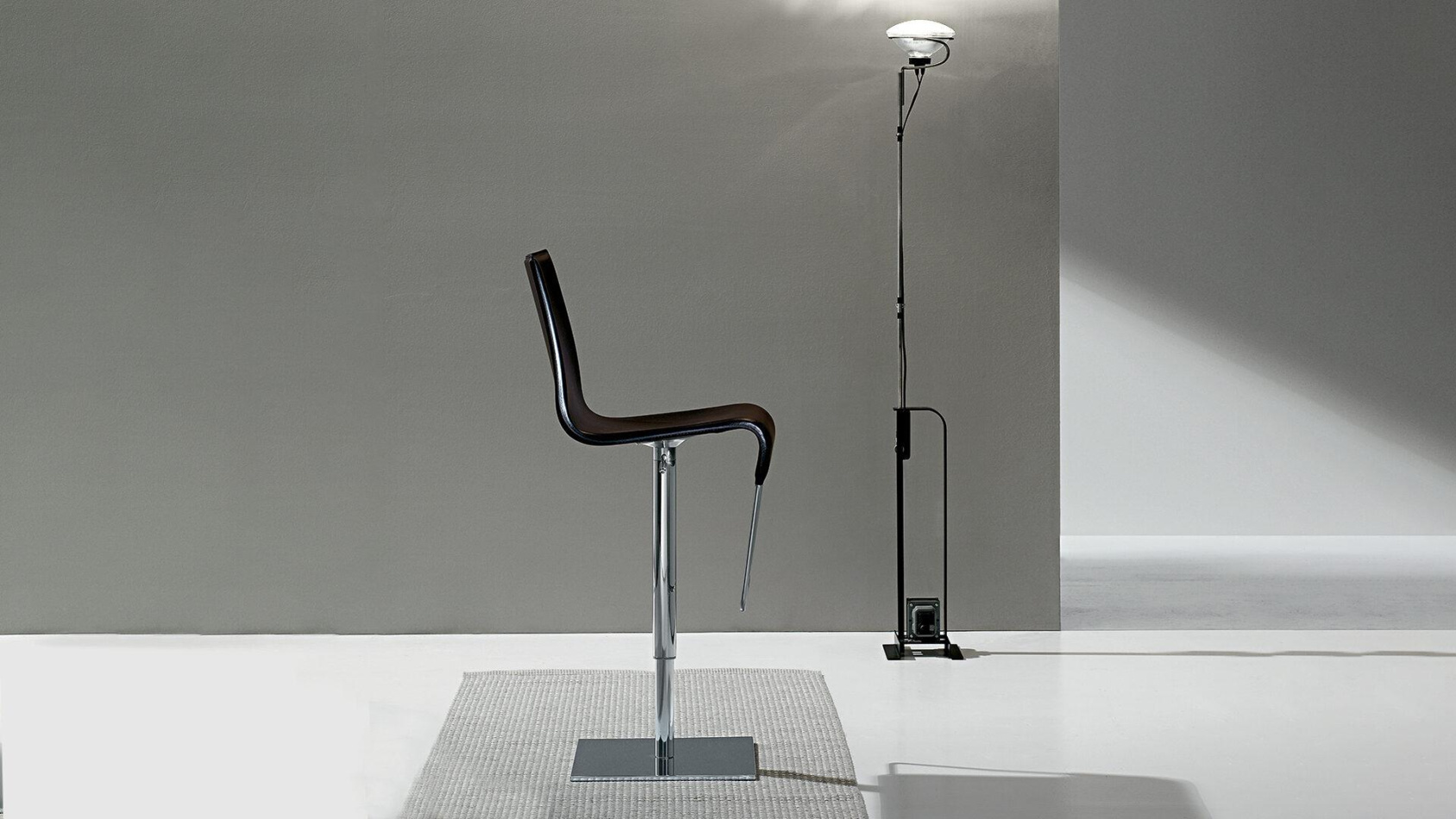 Bonaldo sgabelli skipping main slider 02 1920x1080