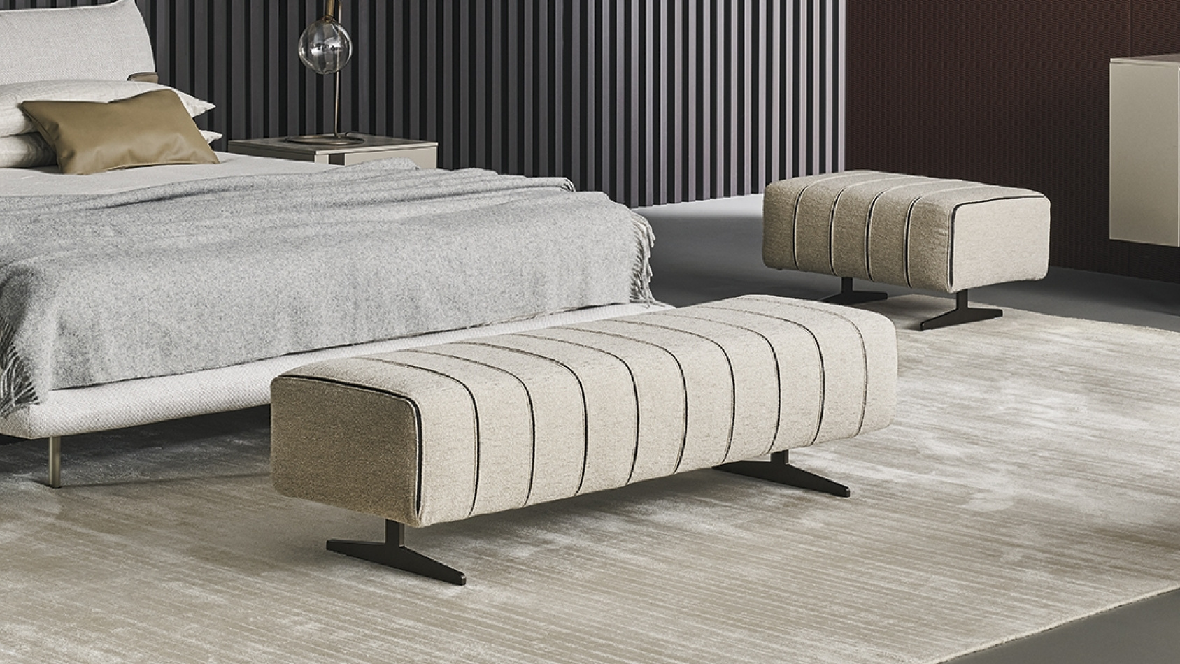 Bonaldo pouf mark main slider 01 1920x1080