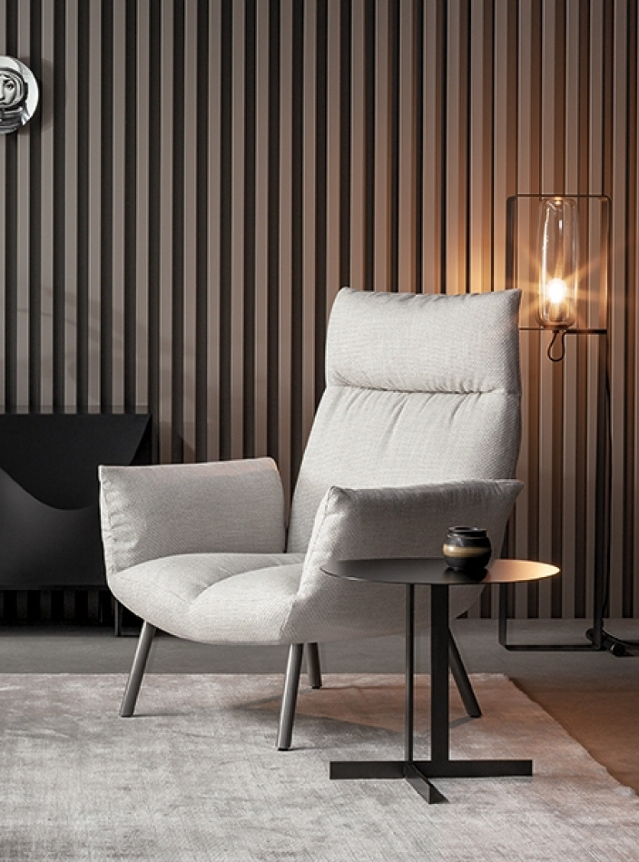 Bonaldo poltrone pil armchair main slider 2 1920x1080
