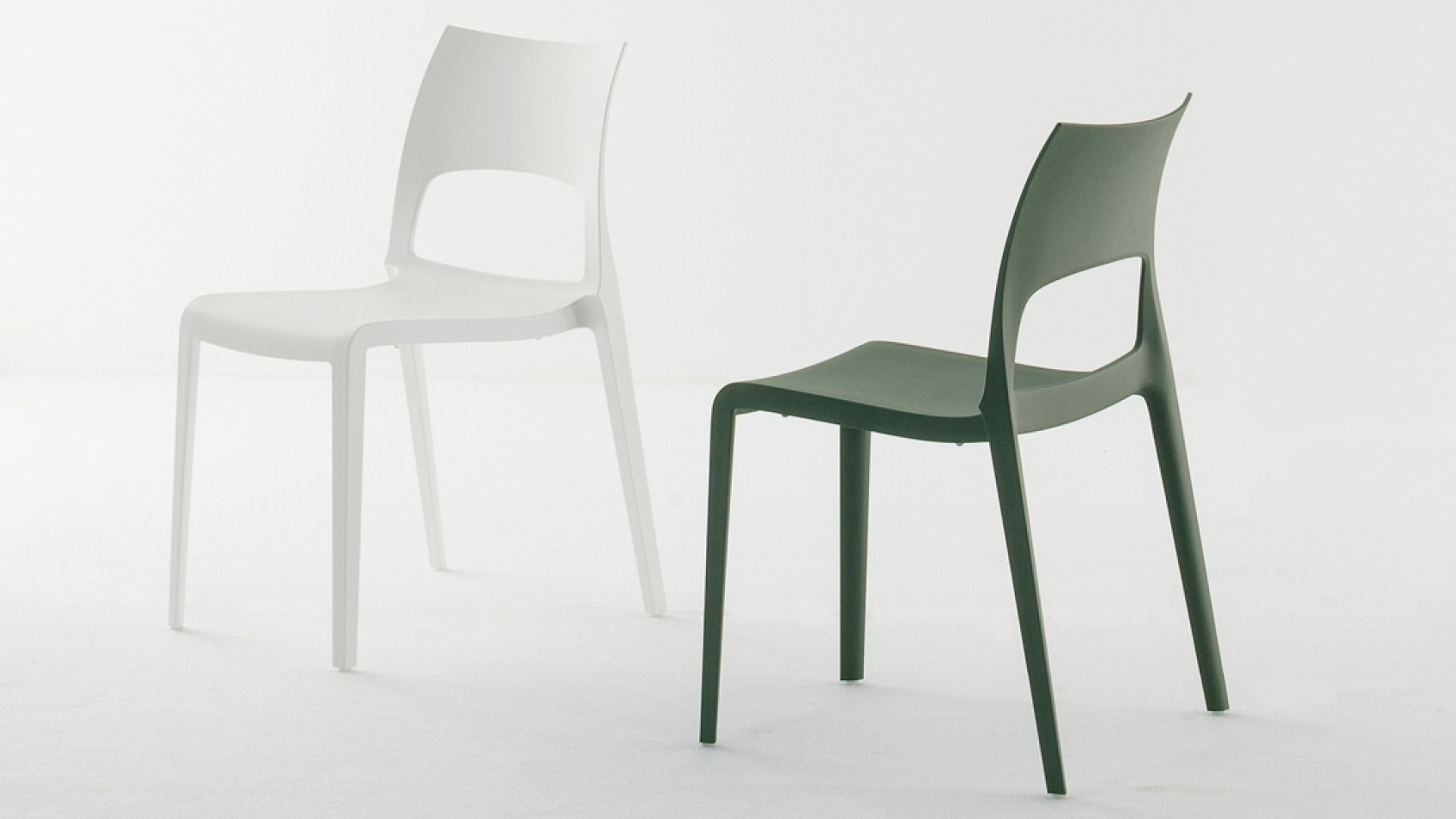 Bonaldo sedie in plastica idole gallery 03 1