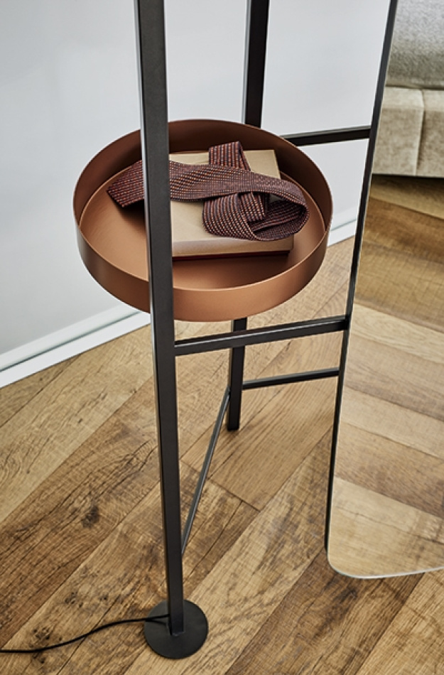 Bonaldo appendiabito salome stilllife 1920x1080