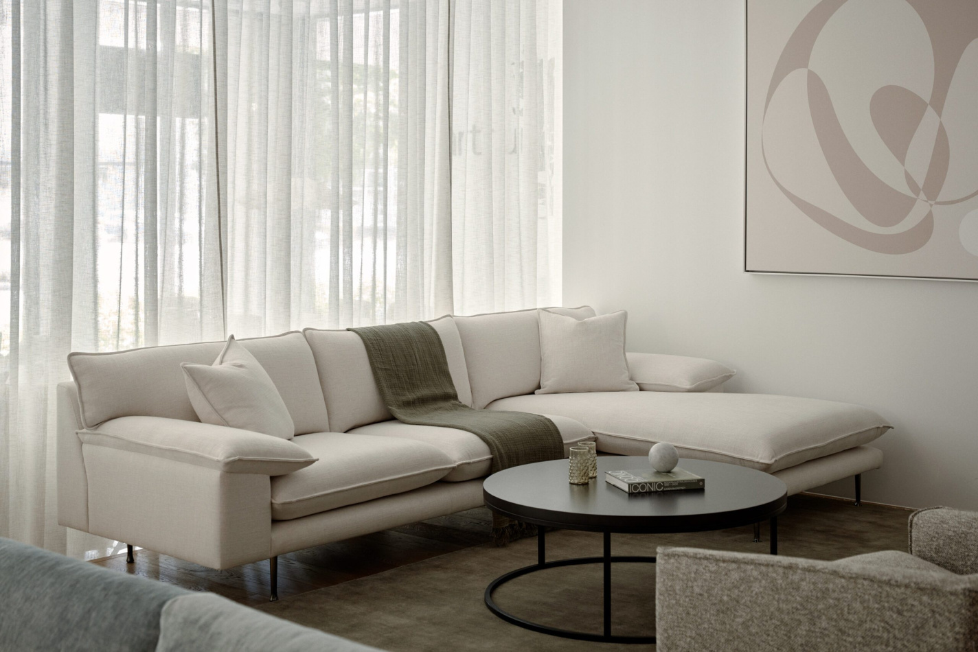 Arthur G Capri Chaise 2880 01 1 2560x1707