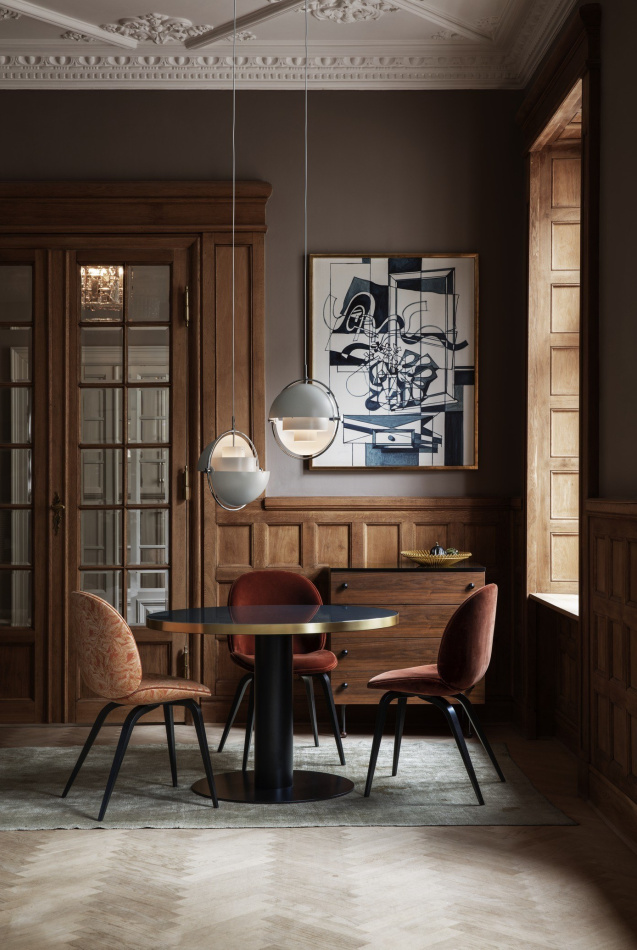 Contract Bat Lounge Chair 62 Dresser Gravity Table Lamp Beetle Meeting Chair Bat Meeting Chair GUBI2 0 Dining Table Demon Shelf Mategot Flower Pot Cobra Table Lamp On