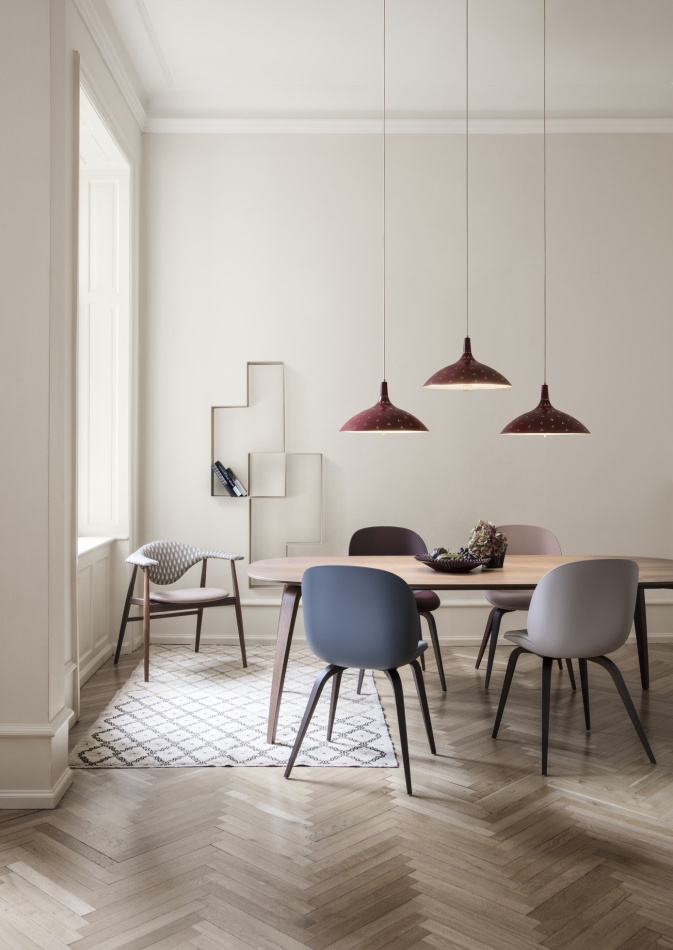 Contract Masculo Dining Chair TS Column Dining Table Dedal Shelf Grashoppa Floor Lamp On