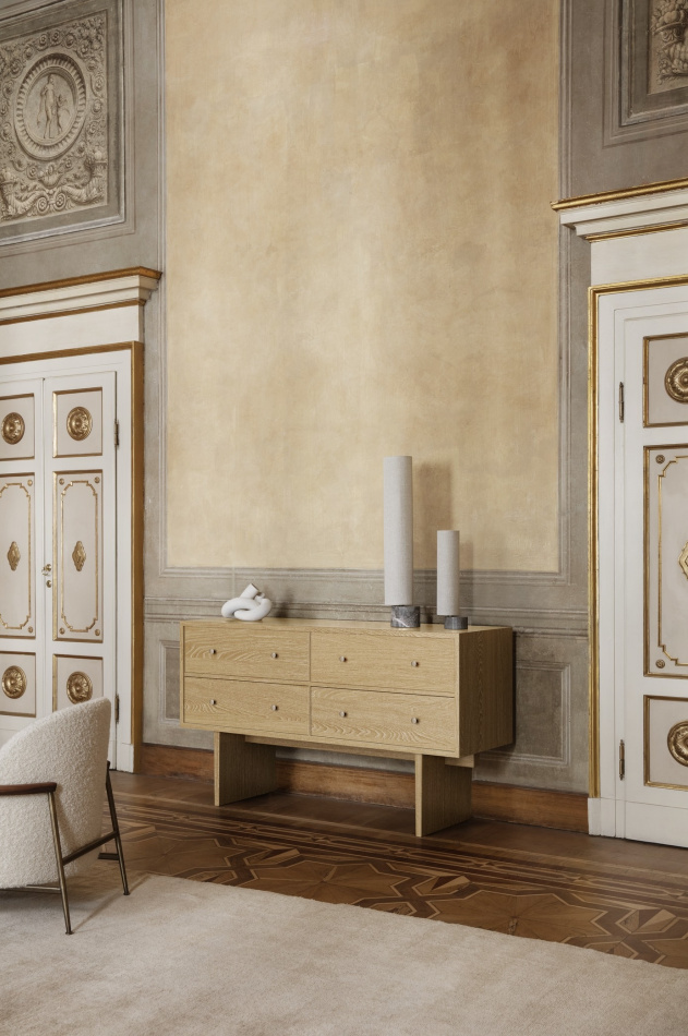 Gent Chair Gubi2 0 Table Multi Lite Pendant Private Sideboard Gravity Lamp Mategot Pot Randaccio Mirror Adnet Mirror Alcantara on