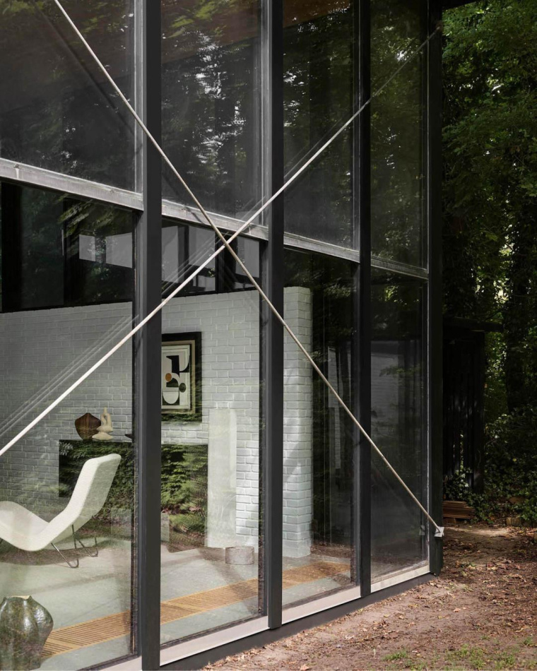 Gent Chair Gubi2 0 Table Multi Lite Pendant Private Sideboard Gravity Lamp Mategot Pot Randaccio Mirror Adnet Mirror Alcantara on