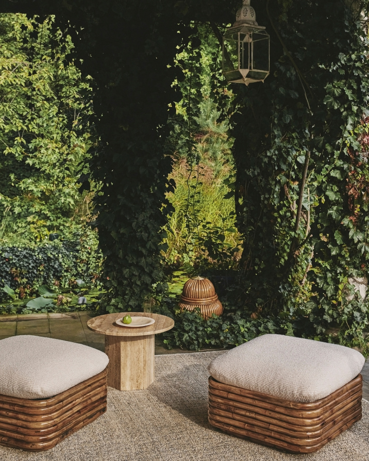 Epic Coffee Table 2000x1400px 2