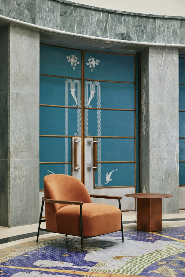 Trefle Stool Grashoppa Floor Lamp Sejour Lounge Chair Grashoppa Pendant IOI Coffee Table On