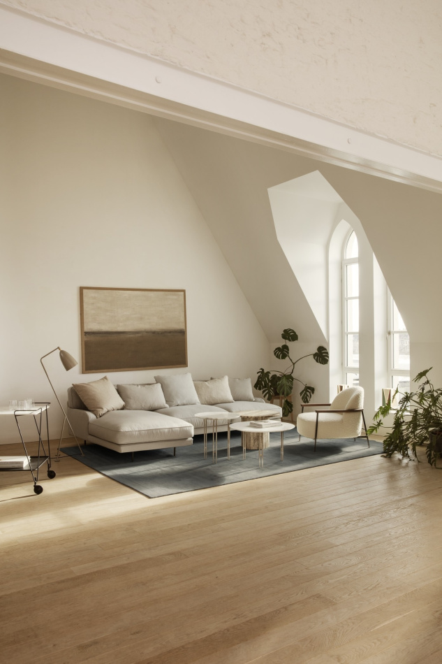 9602 Floor Lamp Pacha Lounge Chair IOI Coffee Table Epic Coffee Table Flaneur Sofa Cobra Wall Lamp On