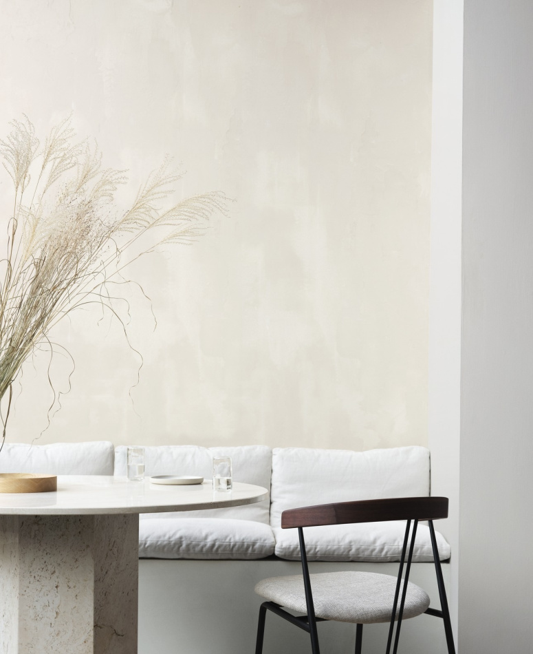 Beetle Dining Chair 03