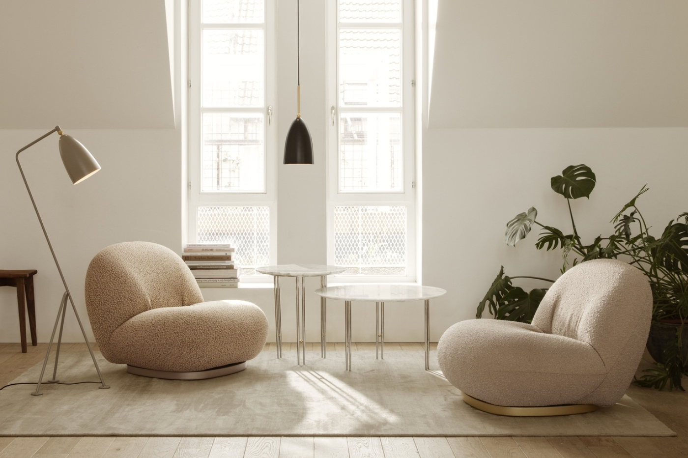 TS Console BL1 Table Lamp Modern Line Sofa Moon Lounge Table Masculo Lounge Chair Swivel Base Grashoppa Floor Lamp