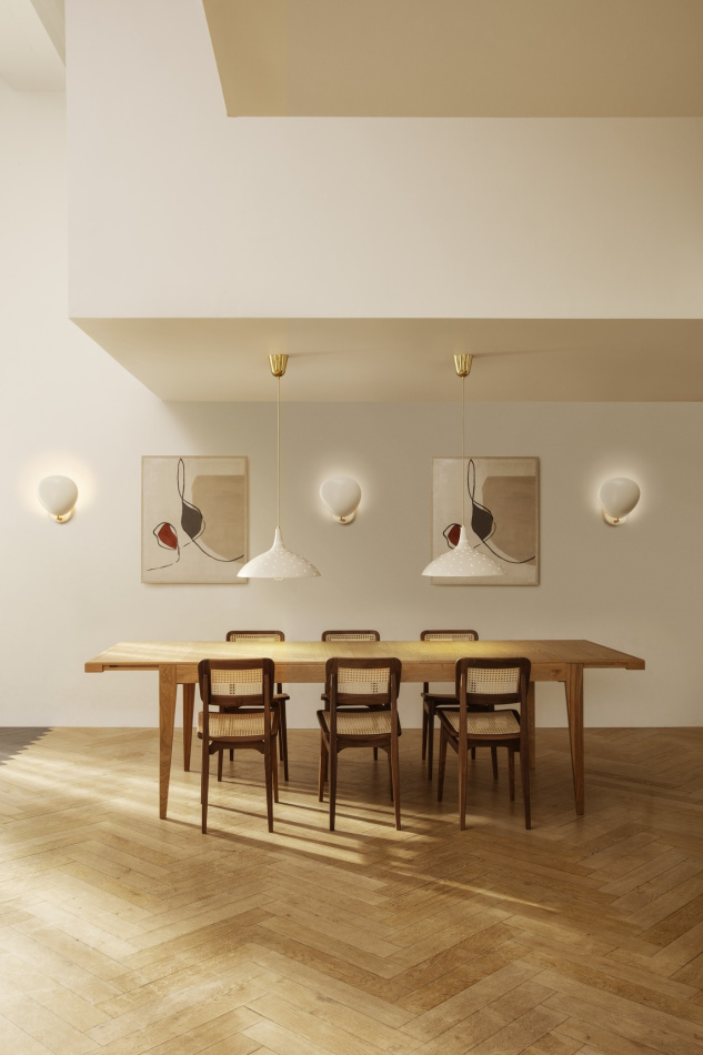 Gravity Table Lamp Mategot Trolley C Chair Dining Chair S Table extendable BL9 Pendant On 02