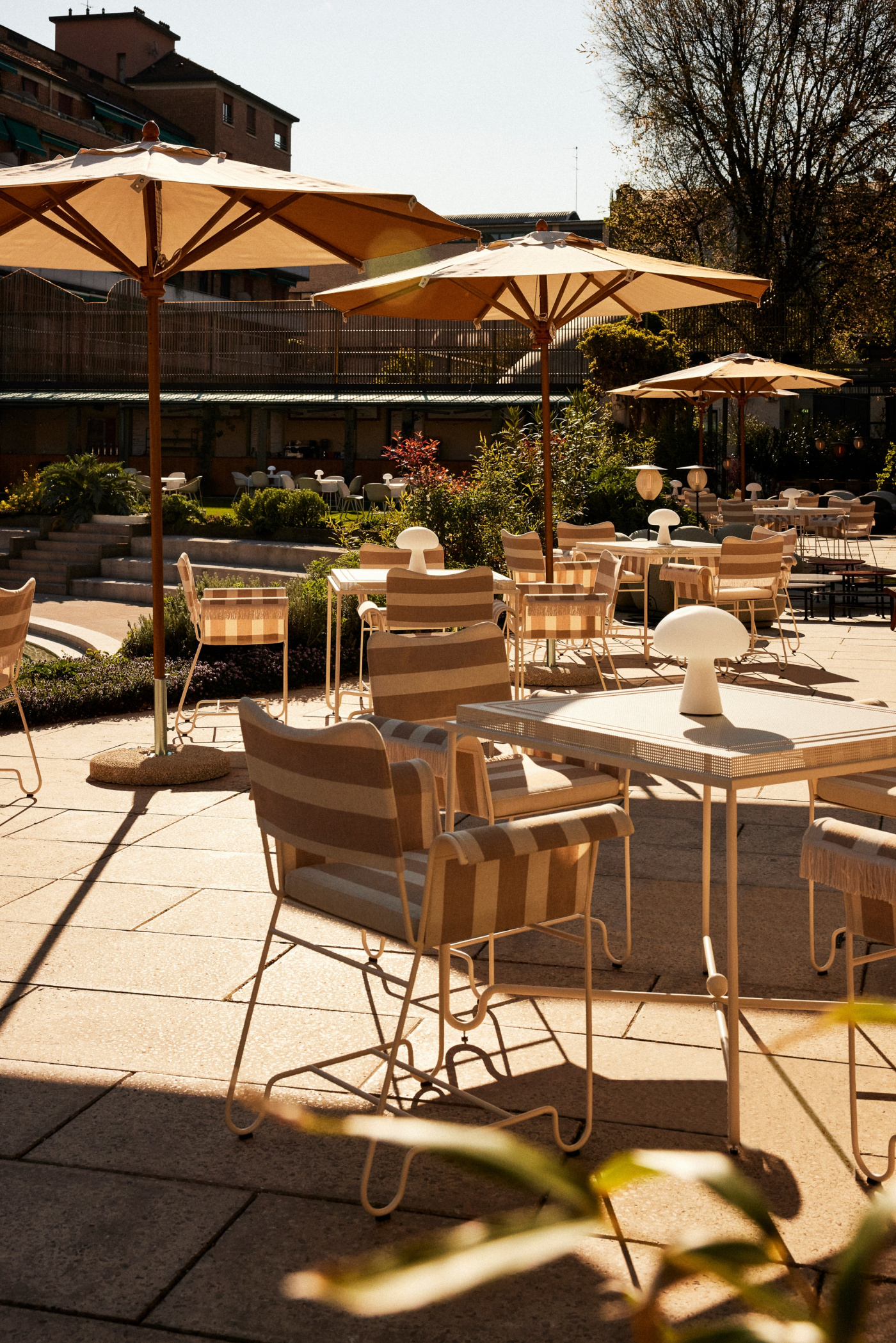 GUBI Gubi Goes Al Fresco Obello 4