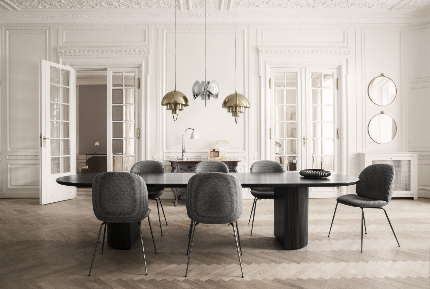 TS Console BL1 Table Lamp Modern Line Sofa Moon Lounge Table Masculo Lounge Chair Swivel Base Grashoppa Floor Lamp