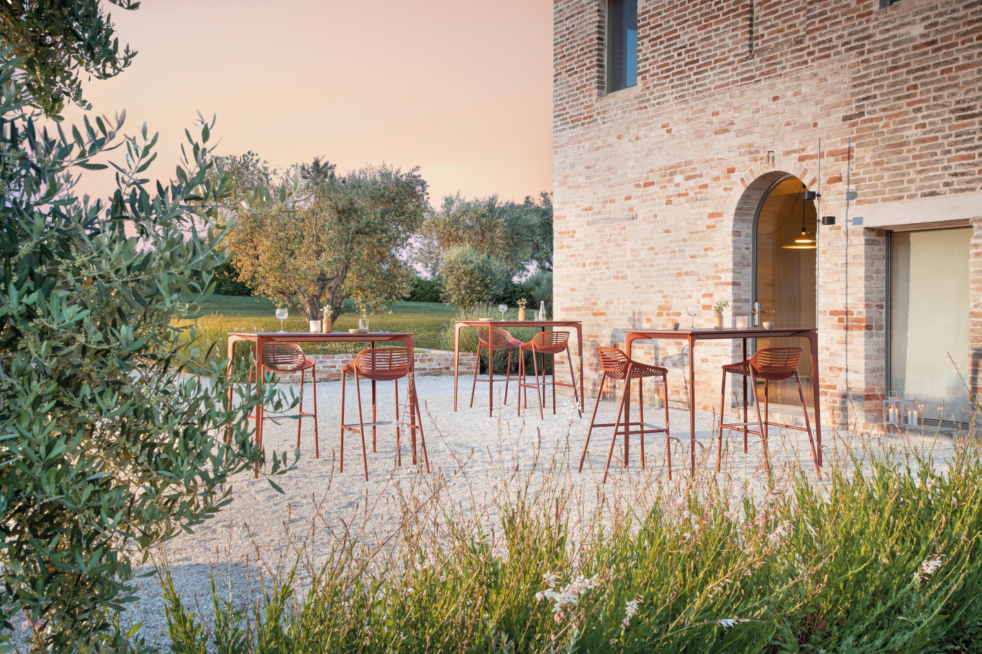 Fast Allsize table with iroko