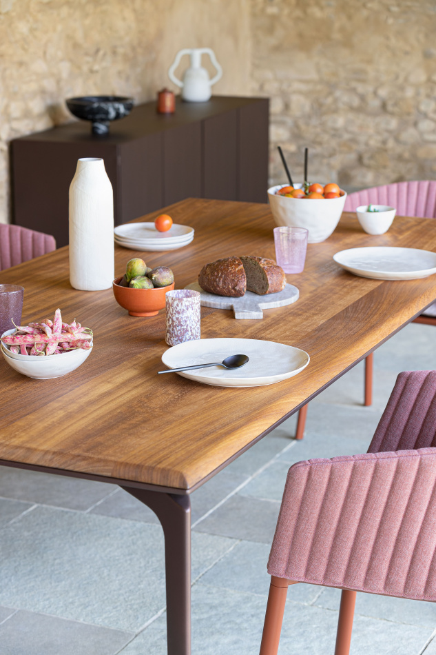 Fast Allsize table with iroko