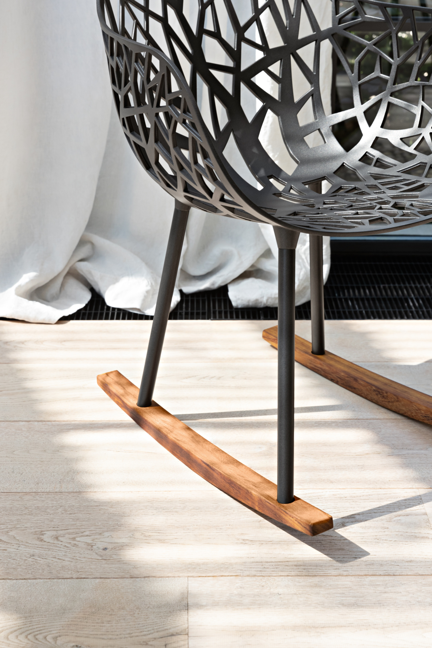 Fast Grande Arche table Forest chairs